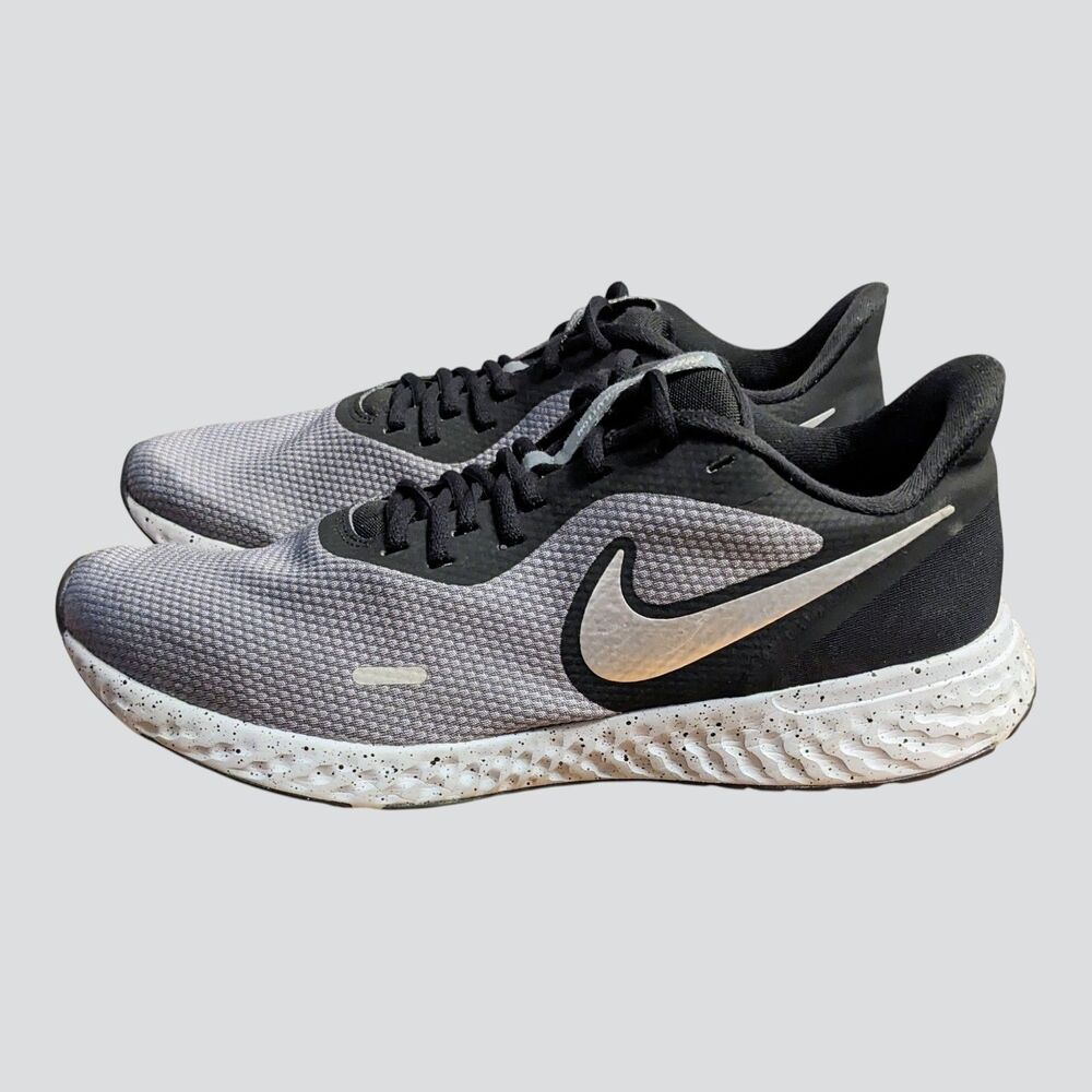 Nike Revolution 5 Premium Black Chrome Running Shoes Men's 11.5 Gray CV0159-001
